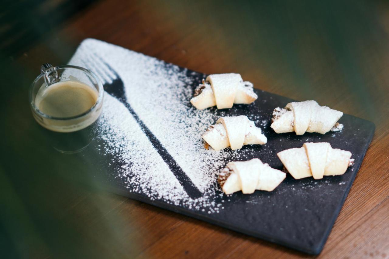 Parna Hotel Cunda 외부 사진
