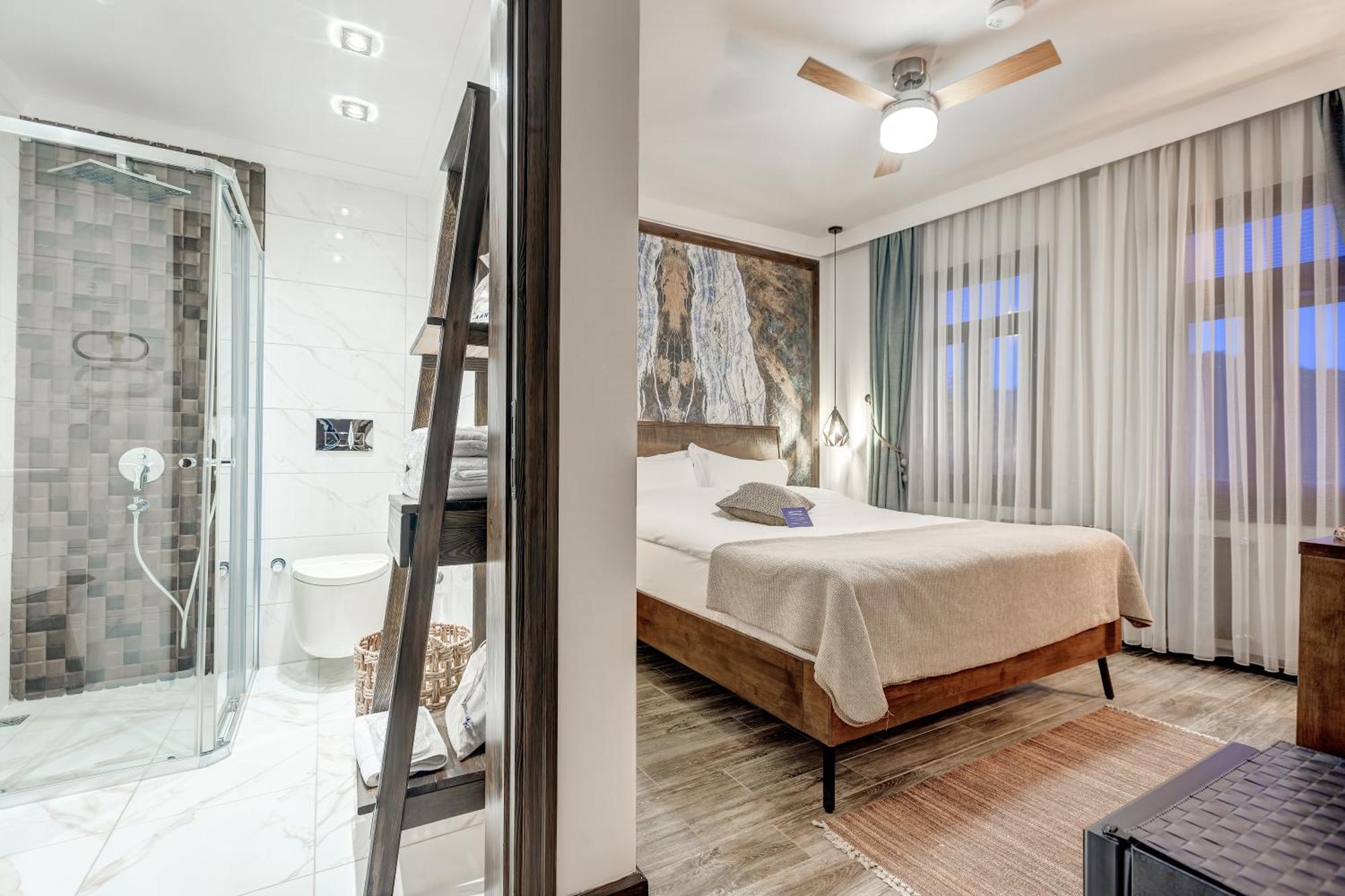 Parna Hotel Cunda 객실 사진